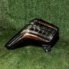 Фара передняя правая Cadi 132611