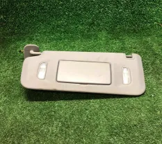 Козырек солнцезащитный 131578