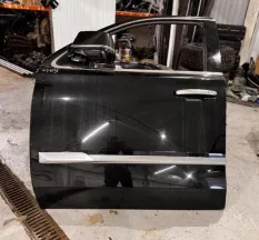 Дверь водительская Cadilla 133004