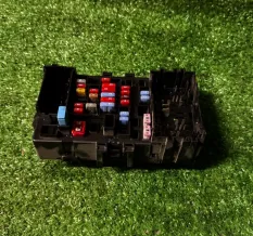 Блок предохранителей с 132838