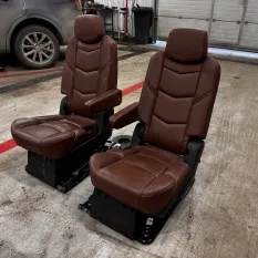 Сиденье второго ряда (пара) Cadillac Escalade 2015 84464402 ; 84464676 133472