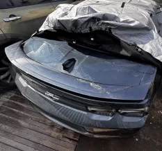 Крышка багажника (с спойлером) Chevrolet Camaro 2016-2024 84568193 ; 84348223 ; 84568192 ; 84052310 ; 84218201 ; 84222063 ; 84282676 ; 84348222 ; 8402