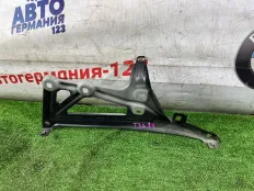 Кронштейн крыла BMW X1 2018 41007427130 F48 B47C20A, правый