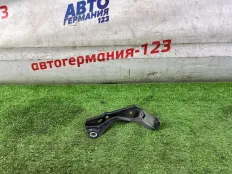 Кронштейн крыла BMW X1 2018 7392804 F48 B47C20A, правый