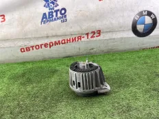 Подушка двигателя Mercedes E300 2013 A2042405817 W212 642.852, левая