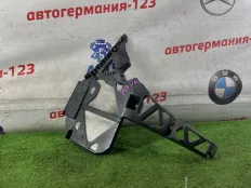 Кронштейн бампера Mercedes ML350 2012 A1668801212 W166 642.826, задний правый