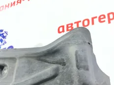 Защита антигравийная Mercedes V220 2016 4476800400 W447 651.950