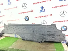 Защита антигравийная Mercedes C220 2017 A2056801309 W205 651.921, левая