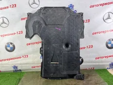 Защита антигравийная Mercedes E300 2013 2125240725 W212 642.852