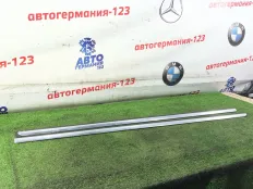 Молдинг стекла Mercedes V220 2016 A4476900680 W447 651.950, задний