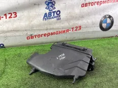 Корпус воздушного фильтра Mercedes GLE350 2016 A6420904301 C292 642.826, левый