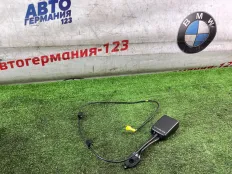 Замок ремня безопасности Mercedes E300 2013 2128601369 W212 276.952, передний