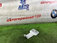 Кронштейн крыла BMW X3 2018 41357475802 G01 B47D20A, правый