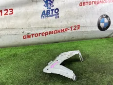 Кронштейн крыла BMW X3 2018 41357475804 G01 B47D20A, правый