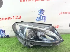 Фара Mercedes C180 2015 2058201461 W205 274.910, правая