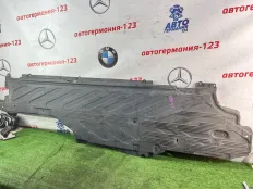 Защита антигравийная Mercedes C180 2015 2056841900 W205 274.910, левая