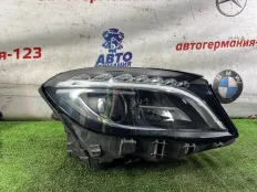 Фара Mercedes GLA45 2016 1569062600 X156 133.980, правая