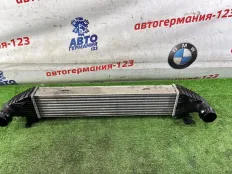 Интеркулер Mercedes C180 2013 2045000000 W204 271.820