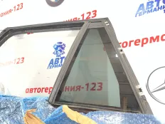 Форточка двери BMW X5 2015 51357289683 F15 N57D30A, левая