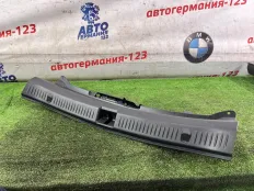 Накладка замка багажника Mercedes E350e 2018 A2136905304 W213 274.920