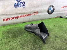 Воздуховод охлаждения тормозов BMW 330e 2021 51747422278 G20 B48B20A, правый