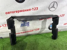 Дефлектор радиатора Mercedes A180 2018 1775050000 W177 282.914