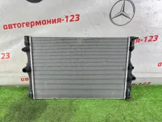 Радиатор Mercedes A180 2018 A2475000203 W177 282.914