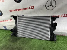 Интеркулер Mercedes A180 2018 2475006100 W177 282.914