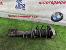 Стойка Mercedes GLA45 2016 1563207238 X156 133.980, правая