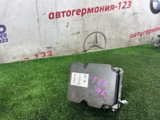 Блок ABS Mercedes GLA45 2016 1764310600 X156 133.980