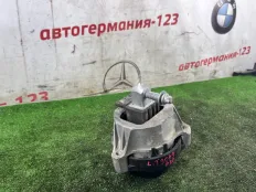Подушка двигателя BMW 523d 2017 6883513 G30 B47D20A, левая