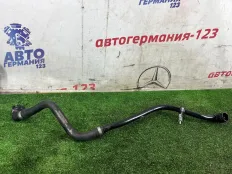 Патрубок Mercedes E350e 2018 2535010984 W213 274.920