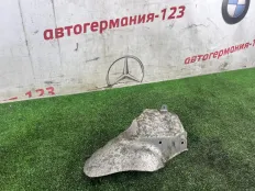 Тепловой экран Mercedes ML350 2012 1662411034 W166 642.826, правый