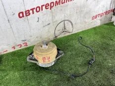 Подушка двигателя Mercedes ML350 2012 1662405517 W166 642.826, правая