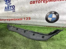 Пыльник крыла BMW 330e 2021 7433820 G20 B48B20A, правый