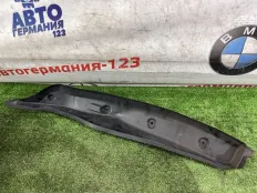 Пыльник крыла Mercedes GLA250 2014 1568890225 X156 270.920, правый