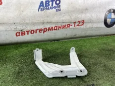 Кронштейн крыла BMW X3 2018 7424677 G01 B47D20A, левый