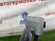 Петля крышки багажника Mercedes C220 2018 A2057500428 W205 651.921
