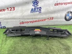 Воздухозаборник Mercedes E300 2013 2125000655 W212 642.852