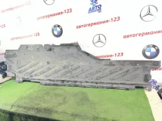 Защита антигравийная Mercedes C200 2015 2056842000 W205 274.920, правая