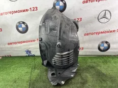 Подкрылок передняя часть Mercedes E300 2013 2126906230 W212 642.852, передний правый