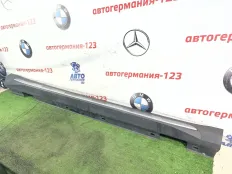 Накладка на порог Mercedes GLA45 2016 1566980854 X156 133.980, правая