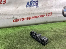 Блок управления стеклоподъемниками BMW 530e 2017 6832733 G30 B48B20A