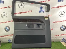 Обшивка двери Mercedes V220 2016 W447 651.950, задняя левая