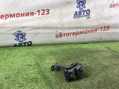 Ограничитель двери Mercedes V220 2017 4477207500 W447 651.950, передний