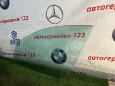 Стекло двери Mercedes C200 2013 A2047250700 W204 271.860, переднее левое