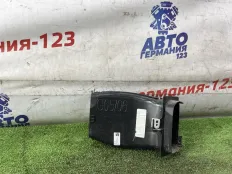 Воздуховод охлаждения тормозов BMW X5 2023 7421699 G05 B58B30P, левый