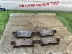 Колодки тормозные Mercedes ML350 2012 W166 642.826, передние