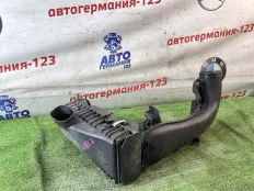Корпус воздушного фильтра BMW X5 2014 8573869 F15 N57D30A
