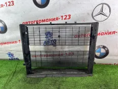 Рамка радиатора BMW 320i 2019 8625433 F30 B48B20A